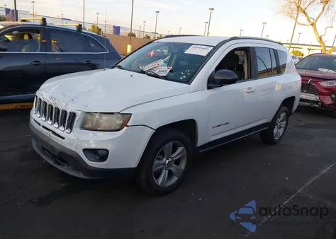 2016 Jeep Compass Sport из США, поврежденный, VIN 1C4NJCBA1GD665180